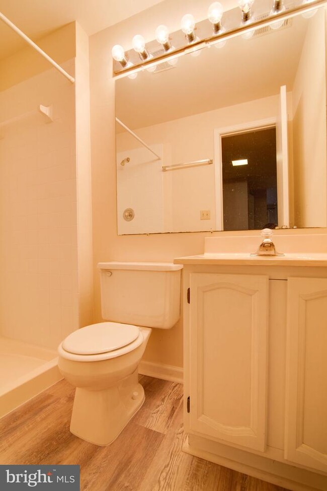 Building Photo - 10707 Gideon Ct