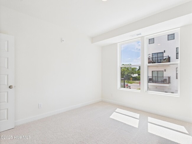 Building Photo - 1259 Shaw View Aly