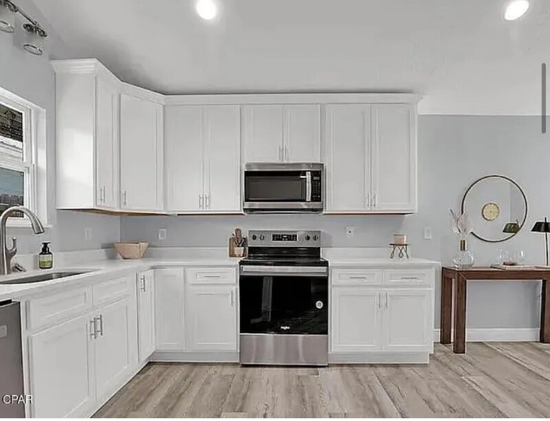 Building Photo - 104 Oleander Cir