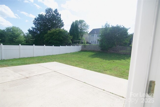 Building Photo - 14813 Provence Ln