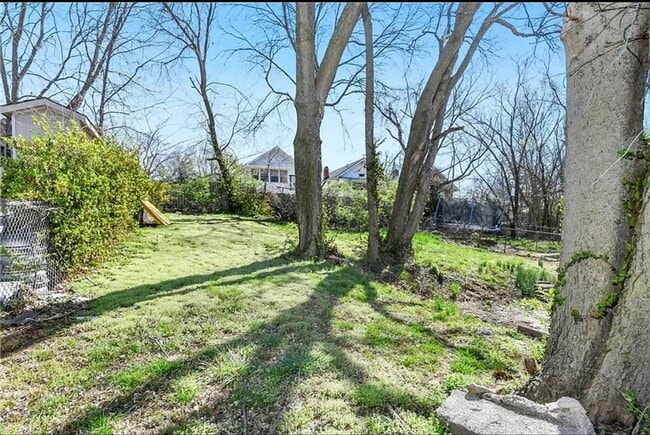 Building Photo - 3 bedroom 1 bath