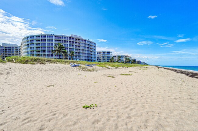 Building Photo - 2774 S Ocean Blvd