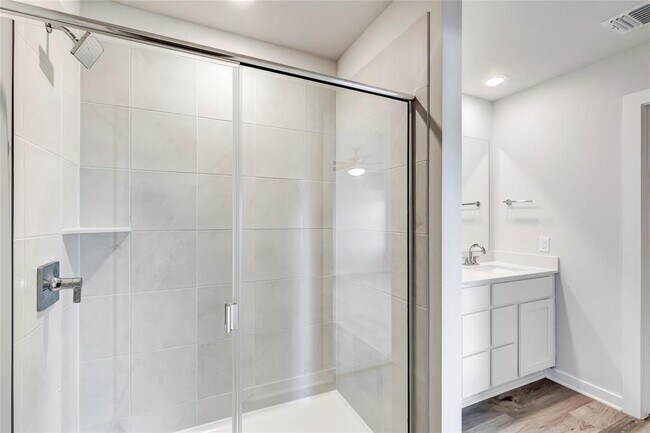 Building Photo - 2066 Alice Jay Wy