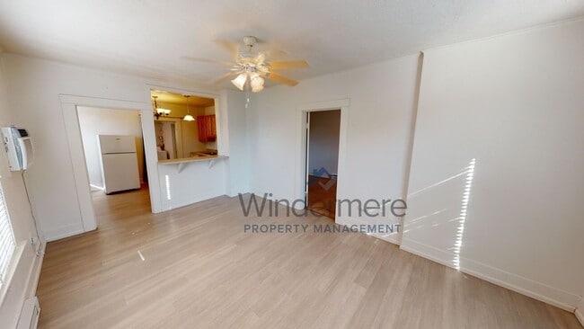 Building Photo - 207 N Spokane St