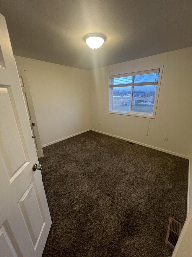 Building Photo - 5866 36th St S