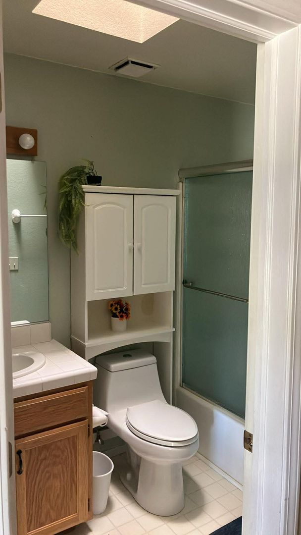 Building Photo - 503 Hillcrest Ave