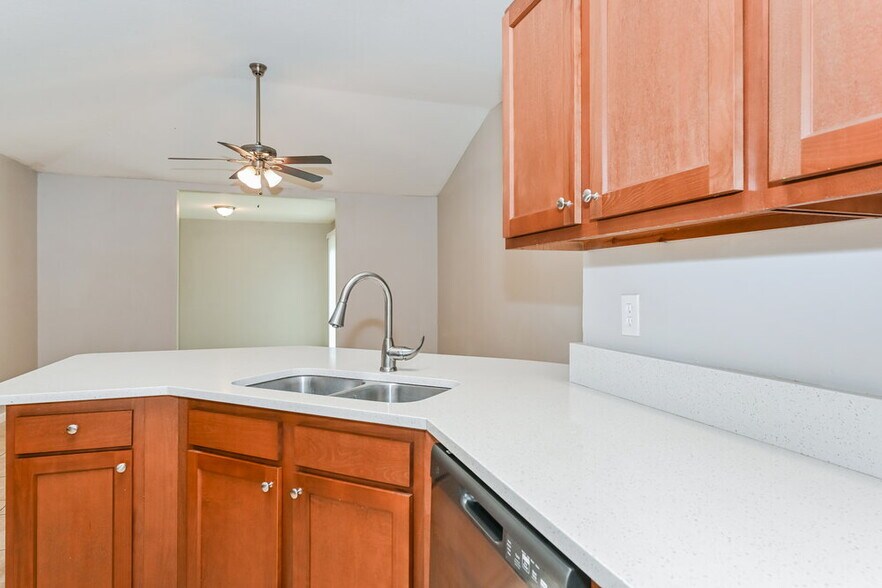 Building Photo - 6011 Fillyside Trail