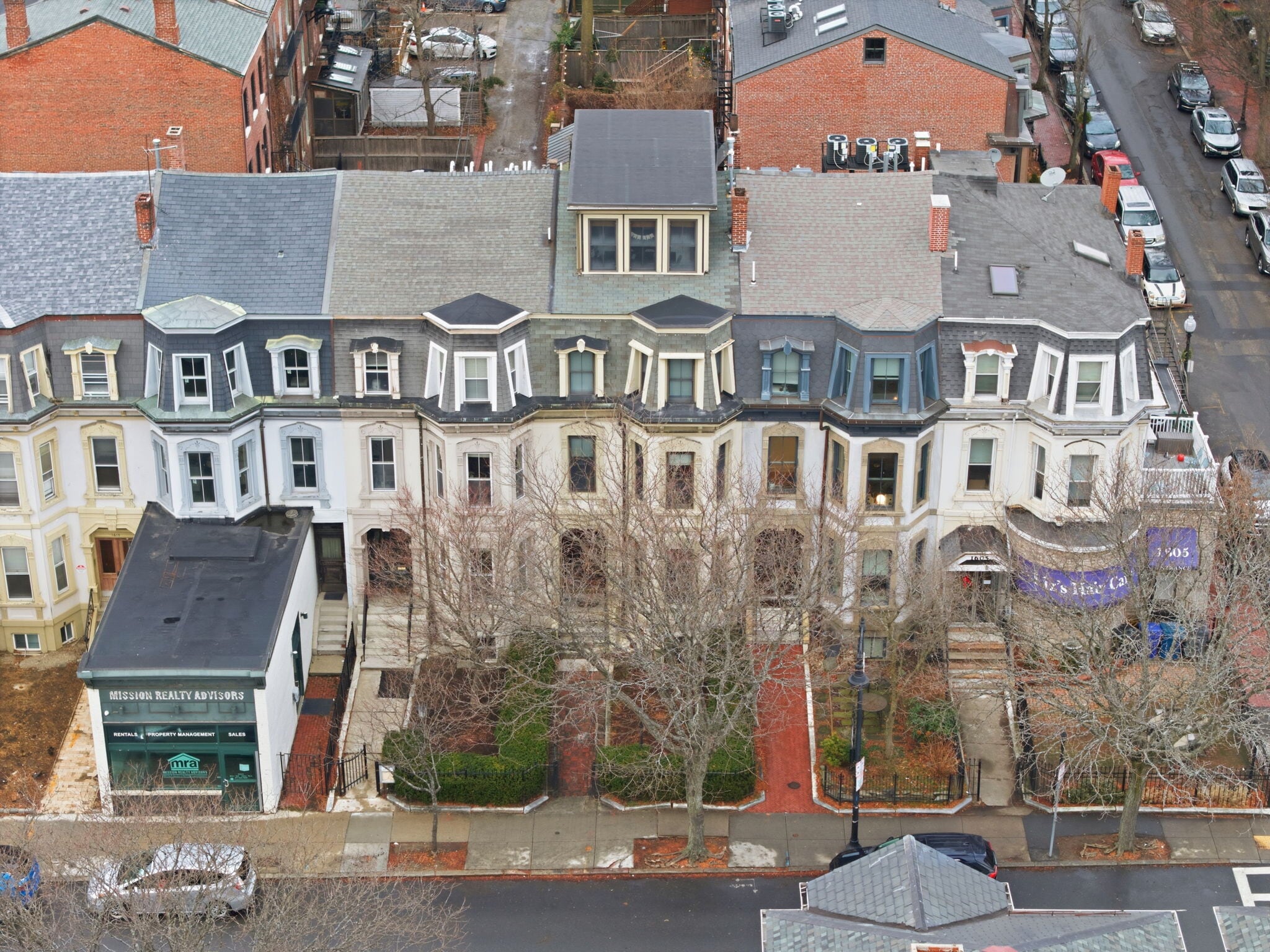 Building Photo - 1609 Tremont St