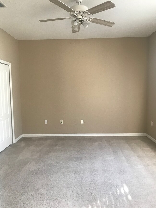 Building Photo - MOVE IN SPECIAL- Beautiful 3/2.5 Harmony Condo.