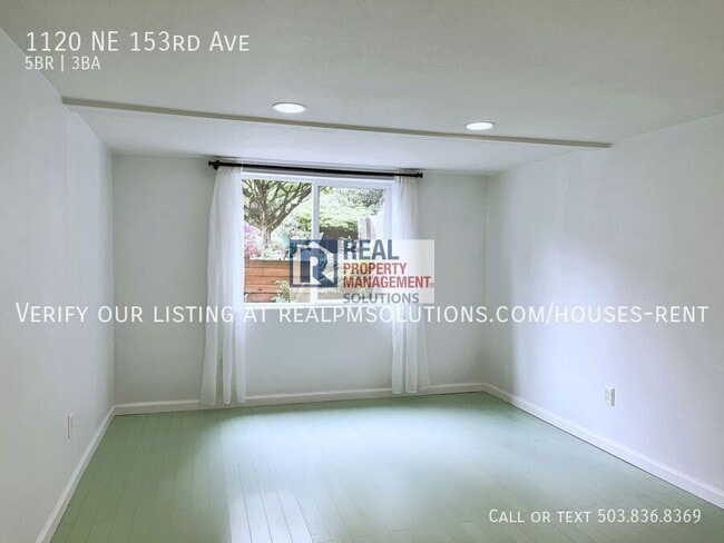 Building Photo - 1120 NE 153rd Ave