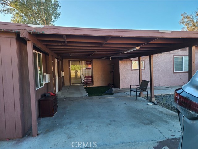 Building Photo - 11685 Holmes Ave