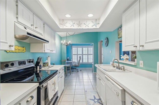 Building Photo - 8430 Monaco Dr
