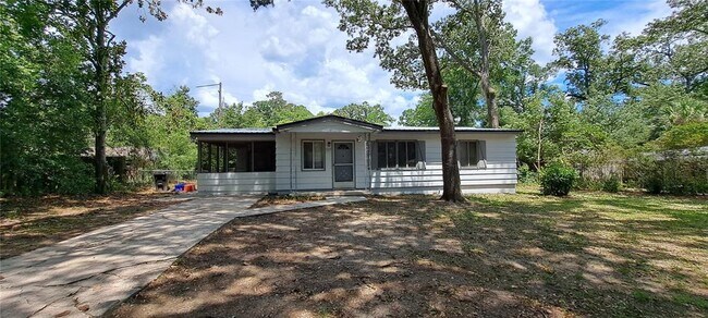 Building Photo - 537 NW 34th Terrace