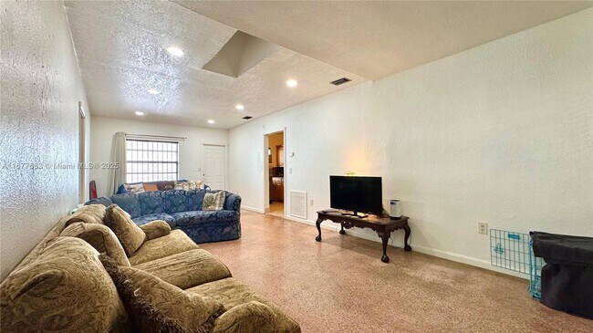 Building Photo - 2243 Calais Dr