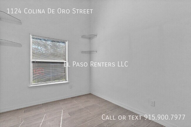 Building Photo - 1124 Colina De Oro St