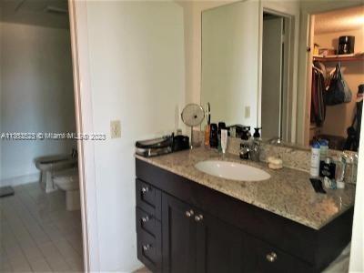 Building Photo - 9124 Collins Ave