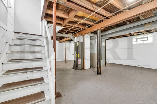 Building Photo - 18813 Cherokee Ave