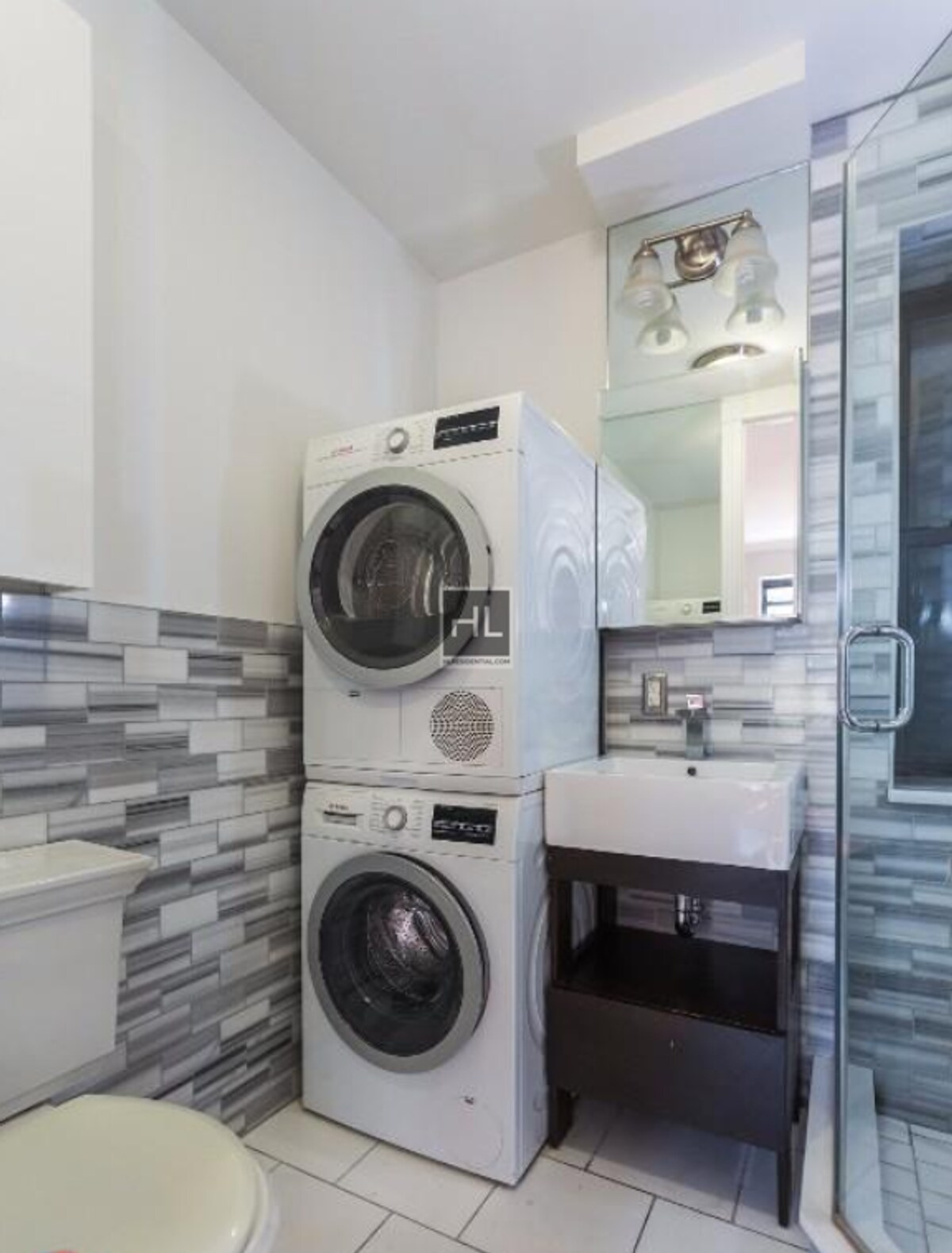 Building Photo - LEXINGTON AVE.