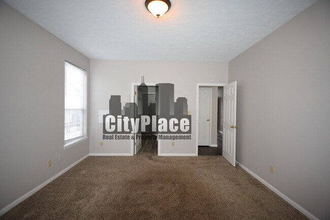 Building Photo - 10394 Lakeland Dr