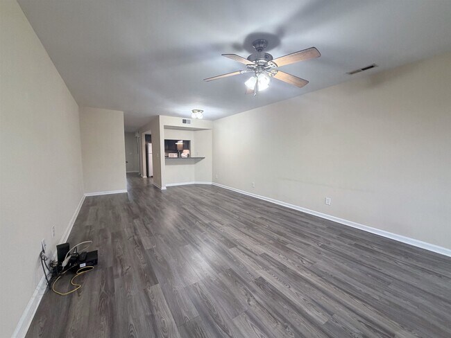 Building Photo - 1100 Possum Trot Rd