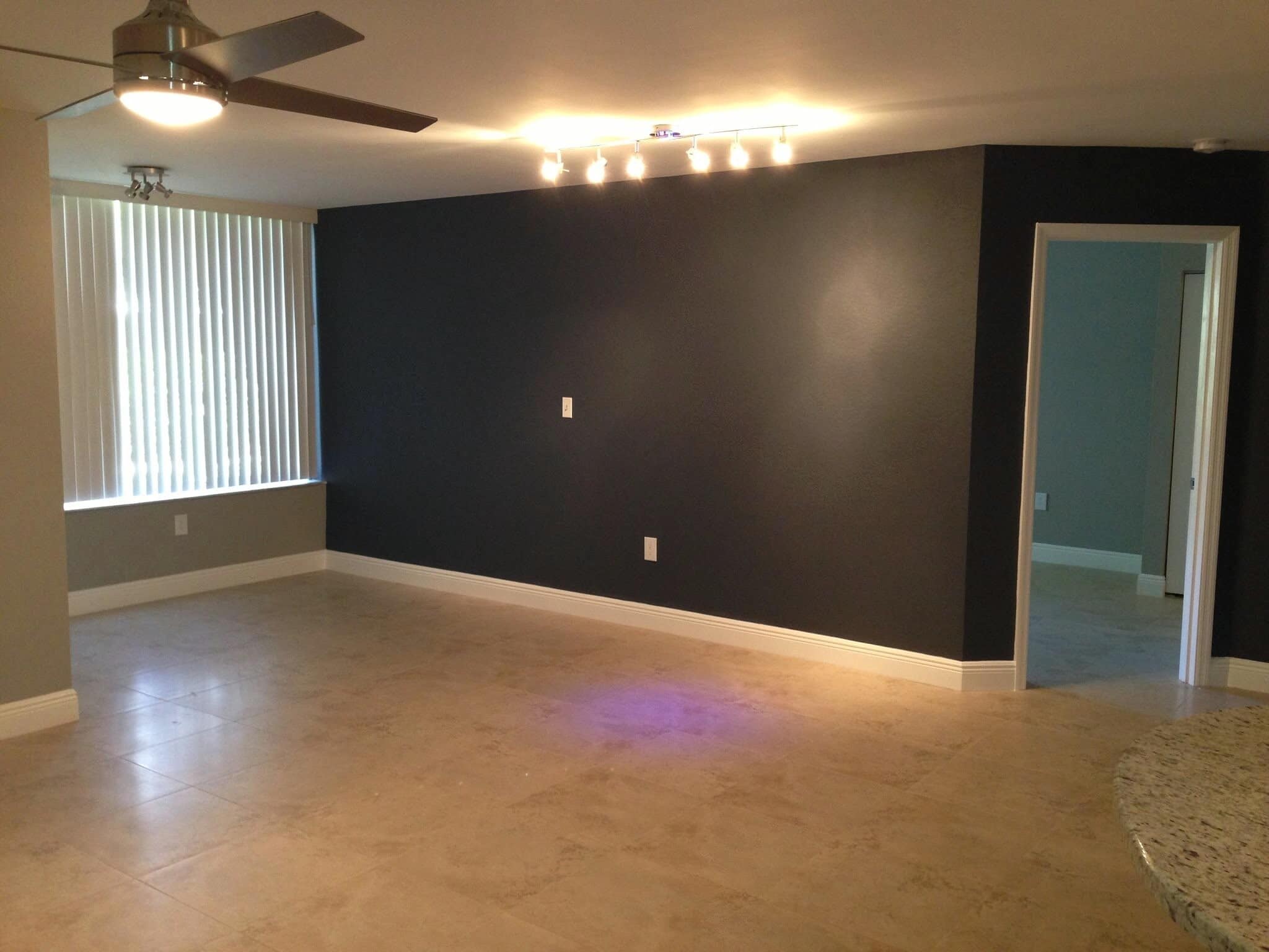 Building Photo - 2850 N Oakland Forest Dr