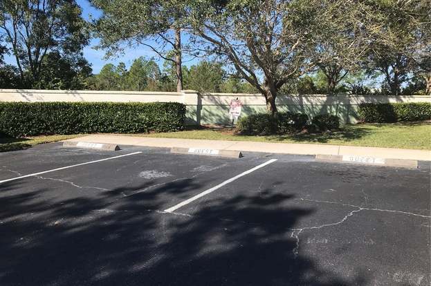 Building Photo - 2121 Heron Lake Dr