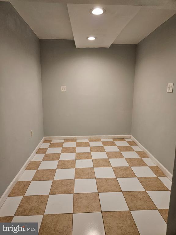 Building Photo - 9105 Chesley Knoll Ct