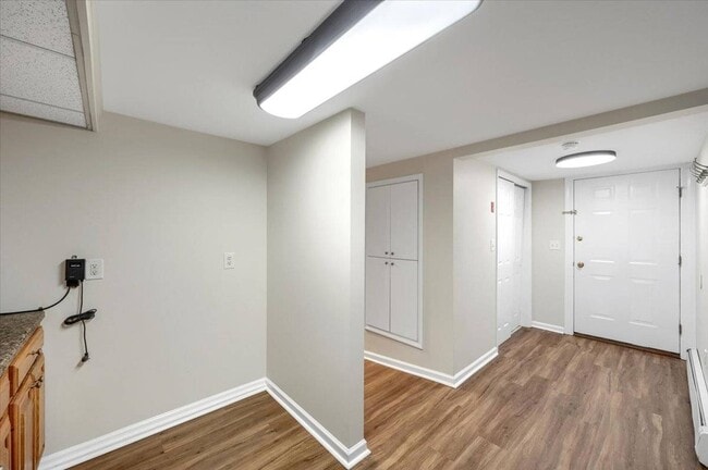 Building Photo - 205 Hudson St