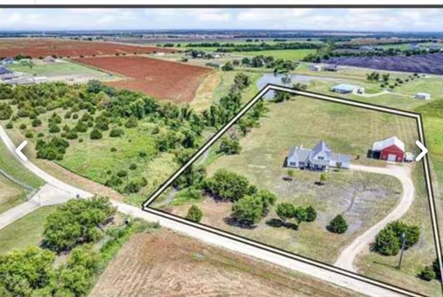 Building Photo - 19040 Community Dr