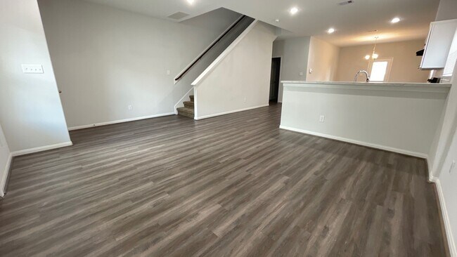 Building Photo - 8215 Gallahad St