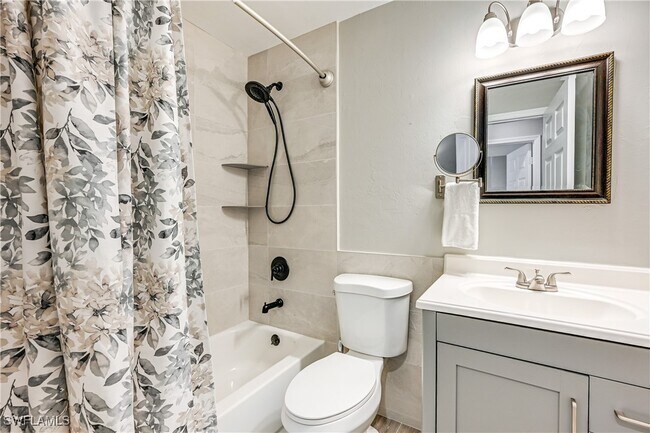 Building Photo - 4368 Mariner Rd