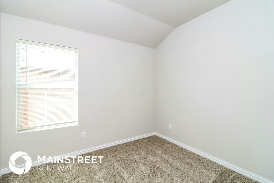 Building Photo - 6333 Armadillo Ct