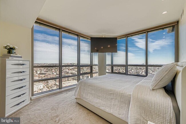 Building Photo - 675 President St