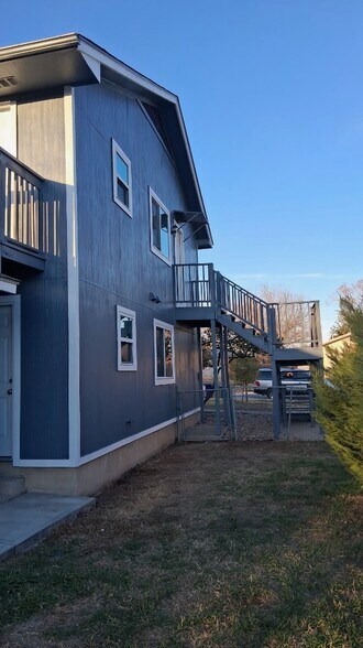 Building Photo - 2107 Conestoga Trl