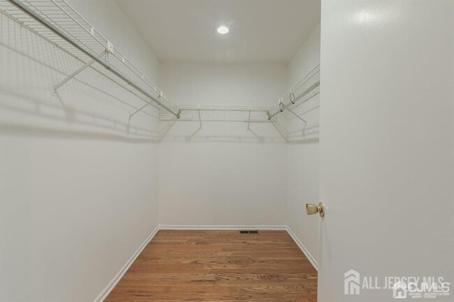 Building Photo - 29 Sandpiper Dr