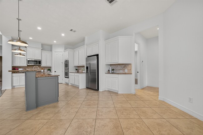 Building Photo - 27510 Villa Mountain Ct