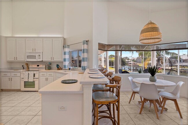 Building Photo - 23 Claridge Ct N