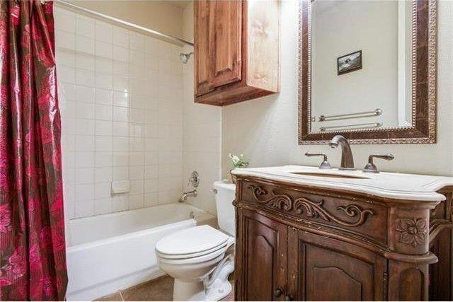 Building Photo - 9679 Carriage Hill Ln