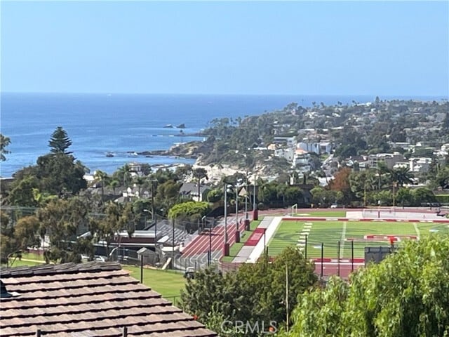 Building Photo - 845 Temple Hills Dr