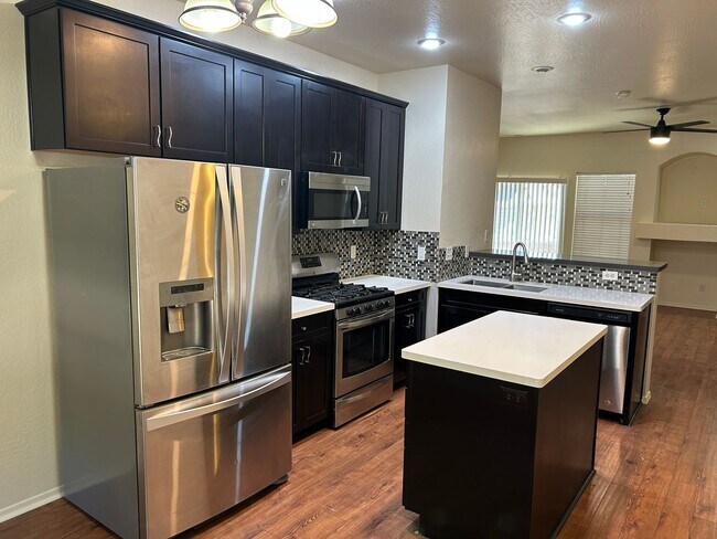 Building Photo - Available for immediate occupancy 4 bedroo...