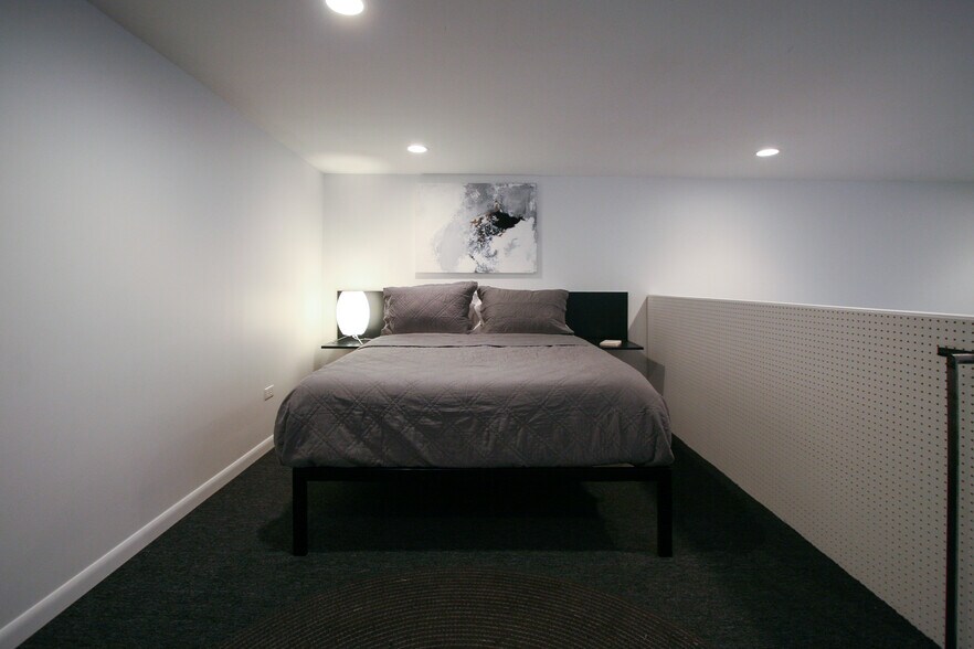 Building Photo - 3544 W Palmer St