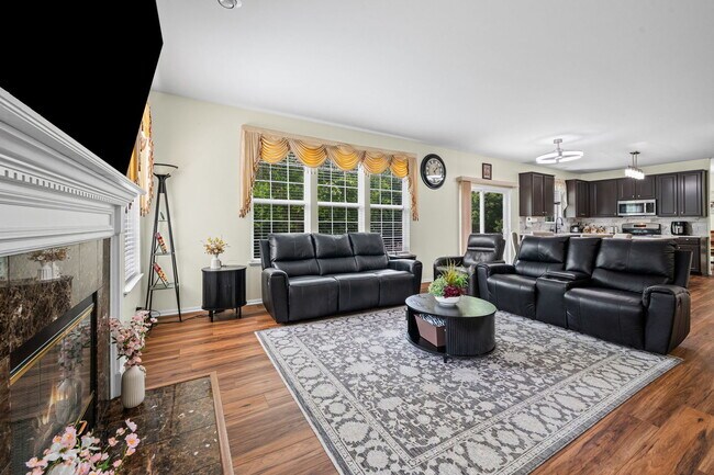 Building Photo - 126 Redmond Dr