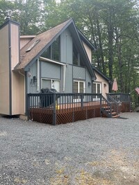 Building Photo - 255 Mountain View Dr