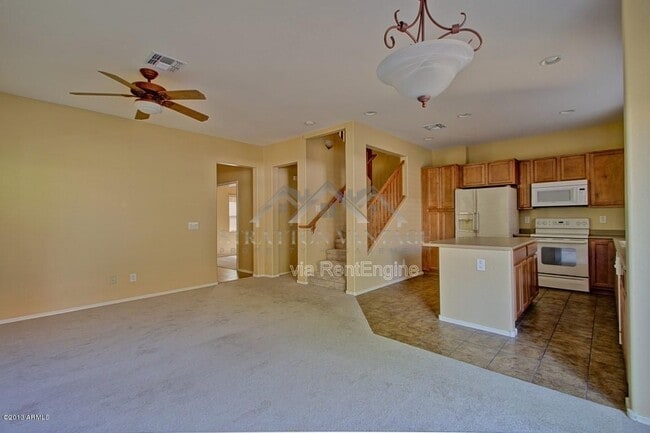 Building Photo - 4725 E Olney Ave