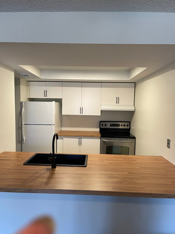 Building Photo - 14006 E Stanford Cir