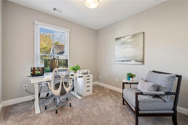 Building Photo - 7345 Samples Field Rd