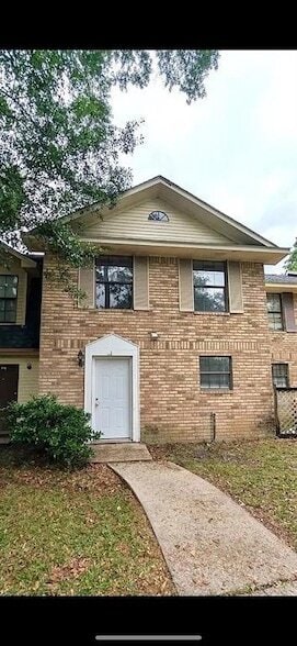 Primary Photo - 515 N Buchanan St