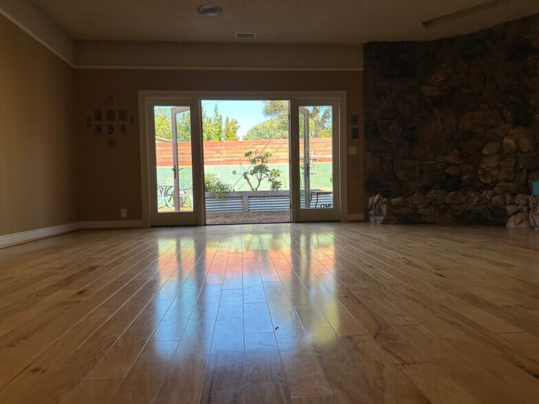 Building Photo - 5150 Purdue Ave