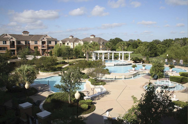 Pool - Mandalay Apartment Homes