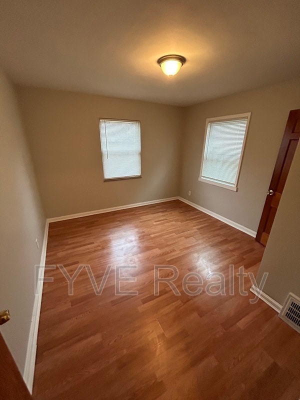 17813 Grovewood Ave 17813 Grovewood Ave Cleveland OH 44119